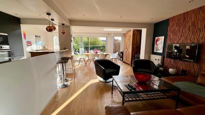 Maison - 125 m² - 7 pièces