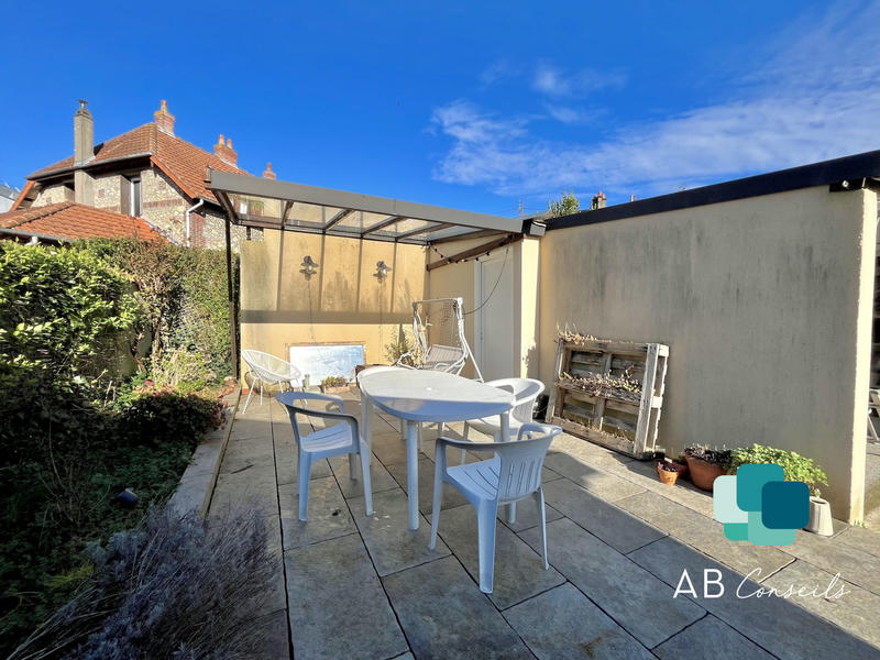 Maison - 81 m² - 4 pièces