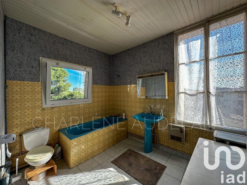 Maison - 264 m² - 11 pièces