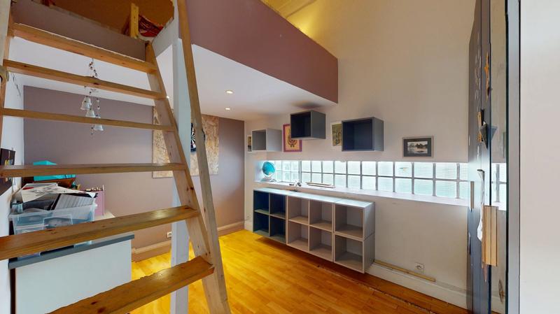 Duplex - 159 m² - 6 pièces