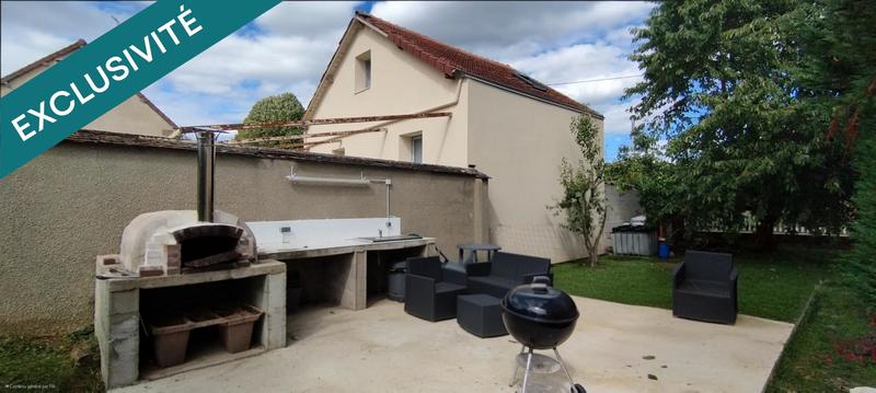 Maison - 140 m² - 5 pièces