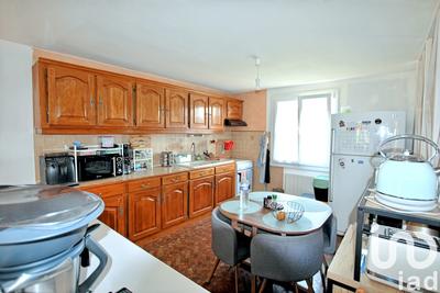 Maison - 121 m² - 6 pièces