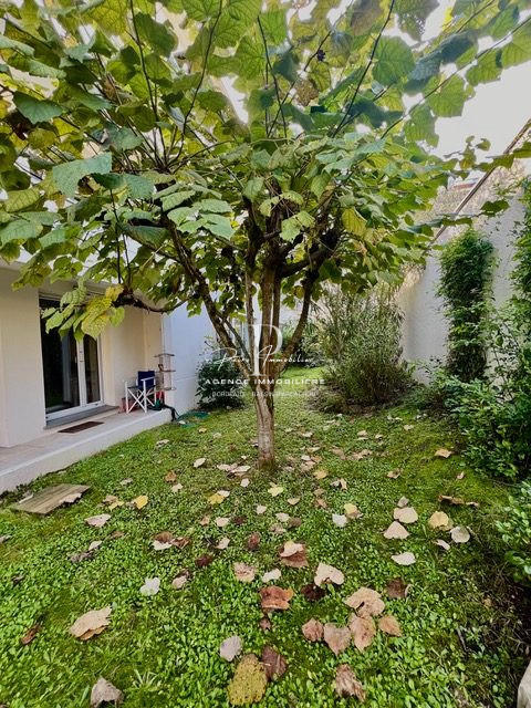 Appartement - 158 m² - 5 pièces