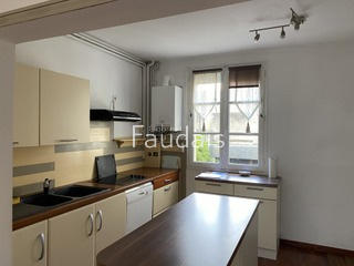 Maison - 104 m² - 5 pièces