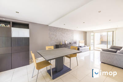 Maison - 115 m² - 4 pièces