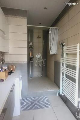 Maison - 105 m² - 6 pièces