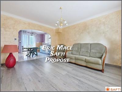 Maison - 90 m² - 4 pièces