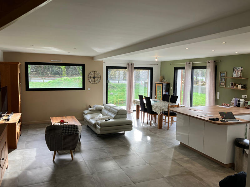 Maison - 142 m² - 6 pièces