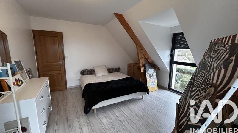 Maison - 217 m² - 8 pièces