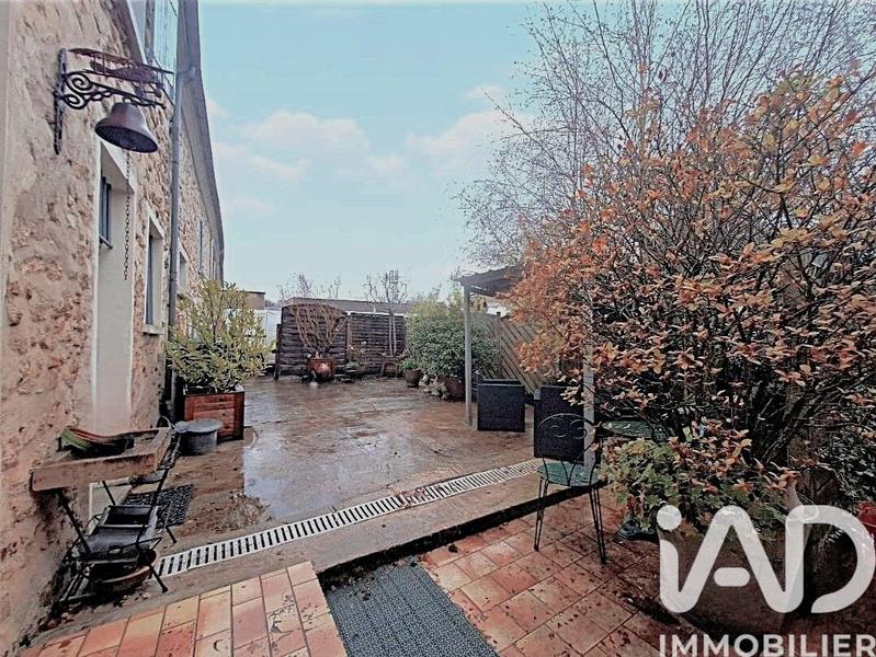 Maison - 210 m² - 5 pièces