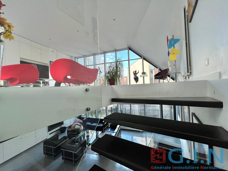 Maison - 217 m² - 6 pièces