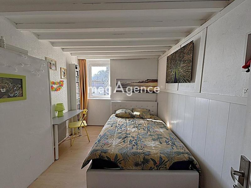 Appartement - 137 m² - 3 pièces