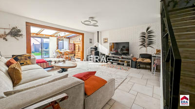 Maison - 93 m² - 4 pièces