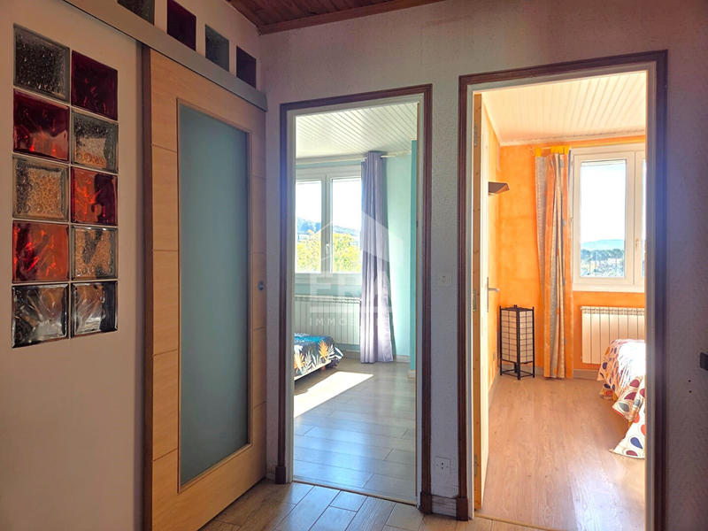 Maison - 103 m² - 5 pièces