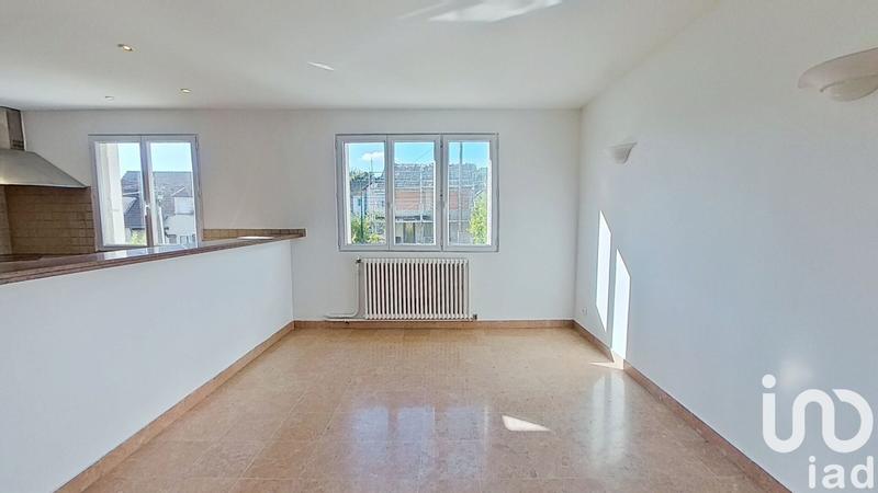 Maison - 186 m² - 8 pièces