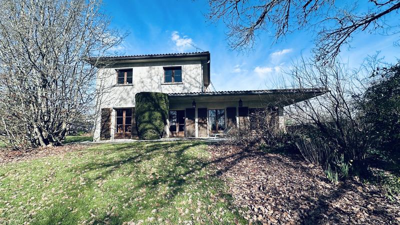 Viager - Maison - 180 m² - 9 pièces