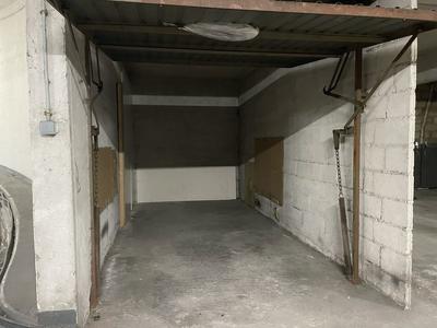 Garage - 11 m²