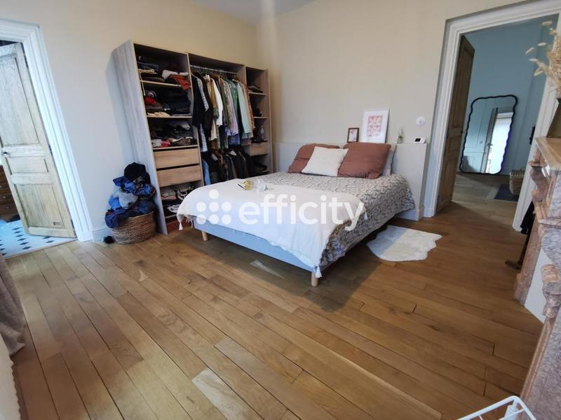 Maison bourgeoise - 140 m² - 6 pièces