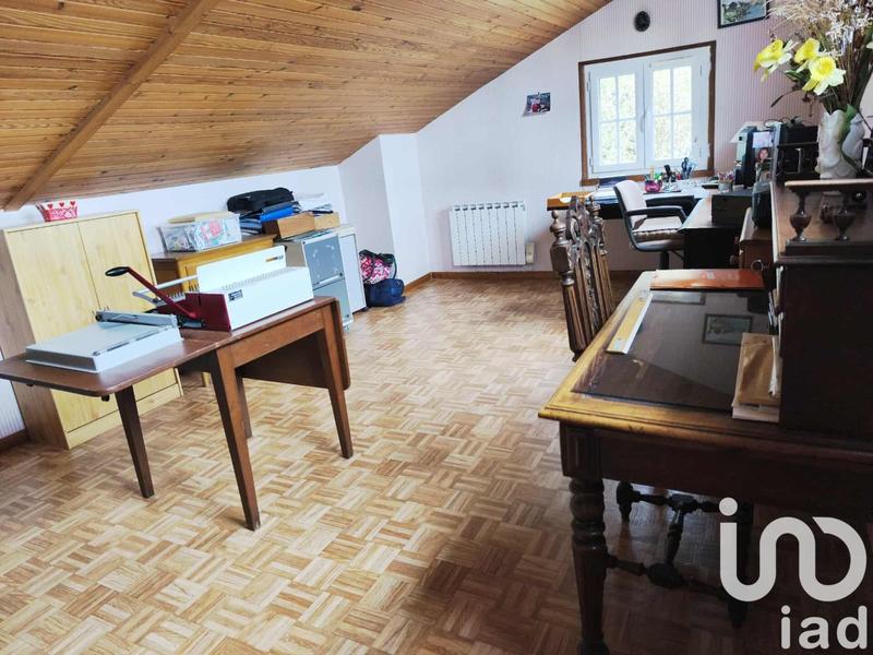 Maison - 198 m² - 5 pièces