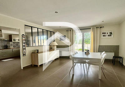 Maison - 115 m² - 5 pièces