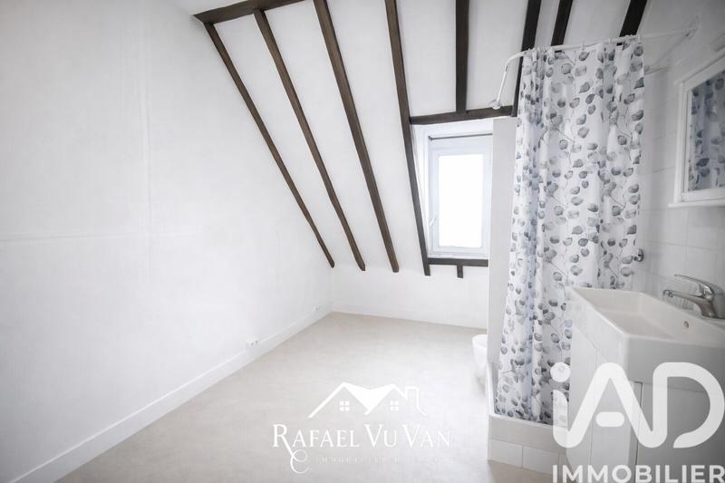 Studio - 9 m² - 1 pièce