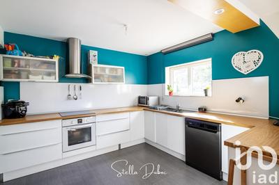 Maison - 96 m² - 5 pièces