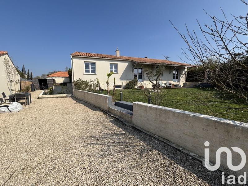 Maison - 249 m² - 8 pièces