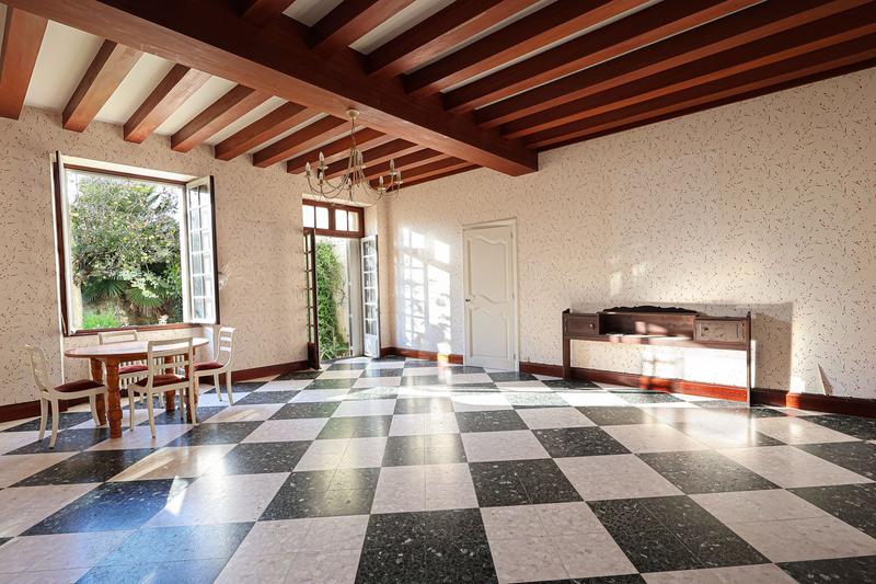 Maison - 178 m² - 6 pièces