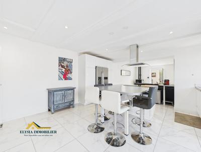 Maison - 134 m² - 7 pièces