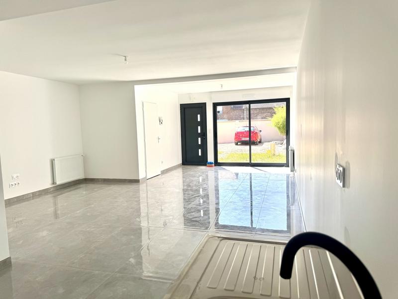 Maison traditionnelle - 76 m² - 4 pièces