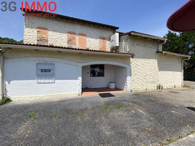 Local commercial - 550 m² - 9 pièces