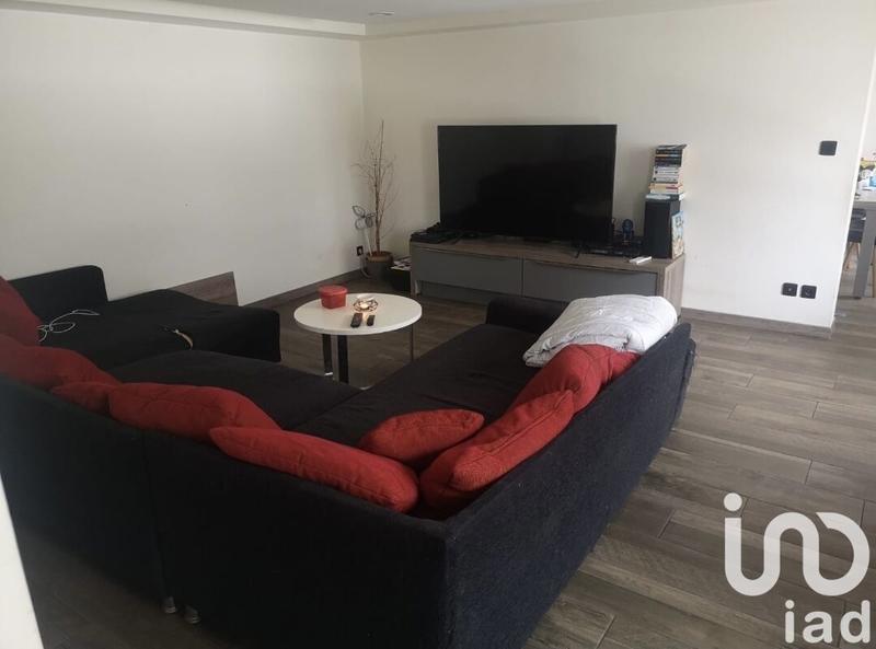 Maison - 300 m² - 5 pièces