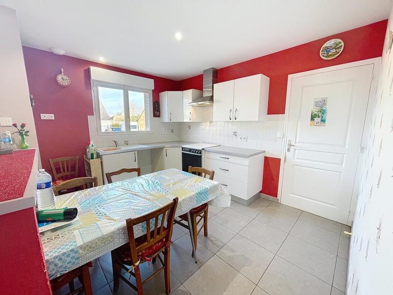 Maison - 90 m² - 5 pièces