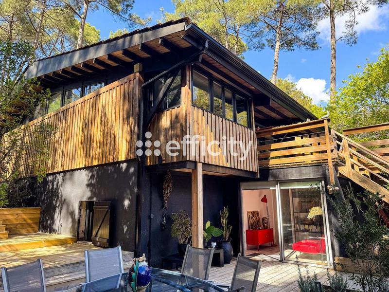 Maison - 155 m² - 5 pièces