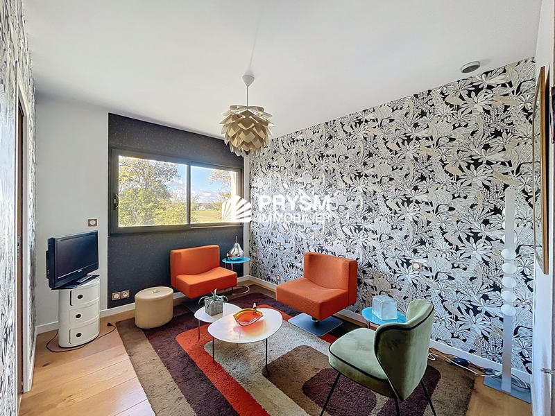 Maison contemporaine - 197 m² - 6 pièces