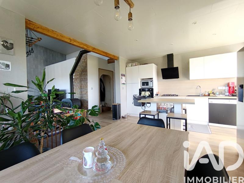 Maison - 104 m² - 5 pièces