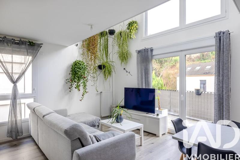 Appartement - 90 m² - 4 pièces