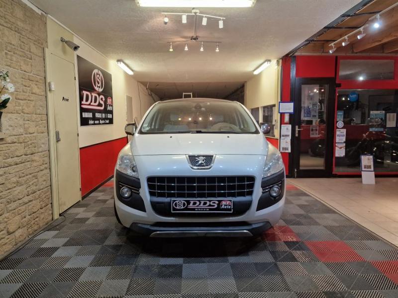 Peugeot 3008 Gps Toit Pano Clim Bizone