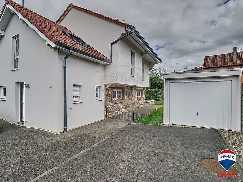 Maison - 140 m² - 5 pièces