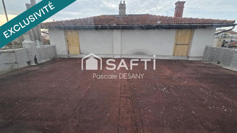 Immeuble - 210 m² - 2 pièces