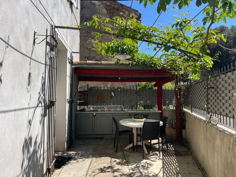 Maison - 181 m² - 7 pièces