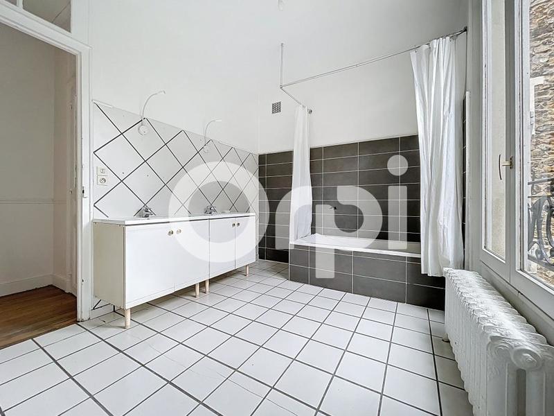 Maison - 133 m² - 6 pièces