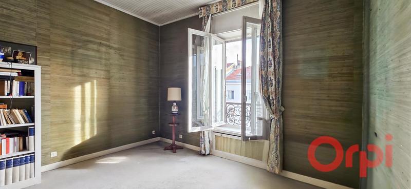 Penthouse - 130 m² - 5 pièces