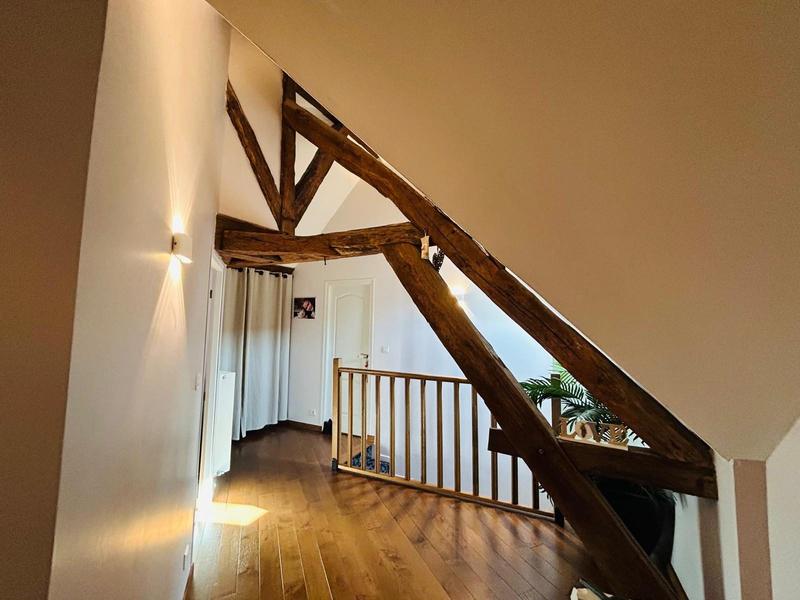 Maison ancienne - 226 m² - 9 pièces