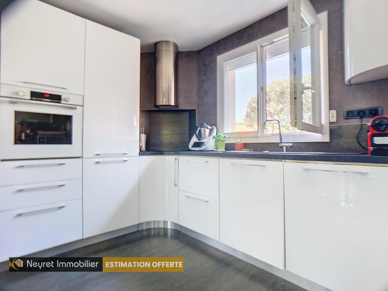 Maison - 170 m² - 7 pièces