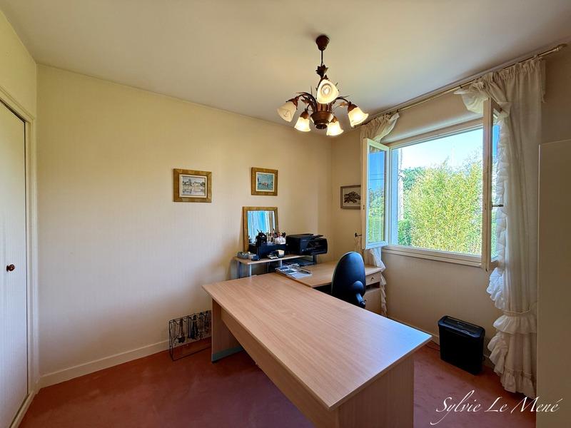 Maison - 245 m² - 7 pièces