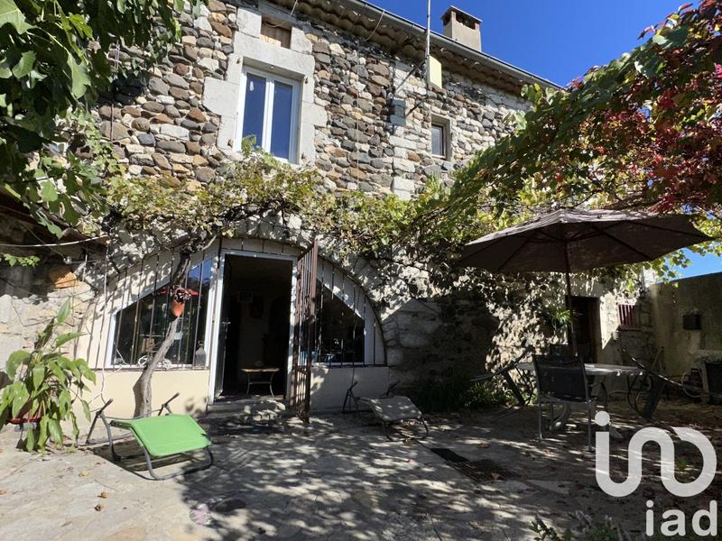 Maison - 190 m² - 15 pièces