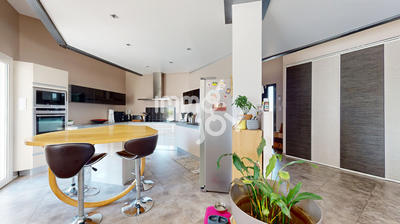 Maison - 134 m² - 4 pièces