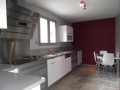 Maison - 122 m² - 6 pièces