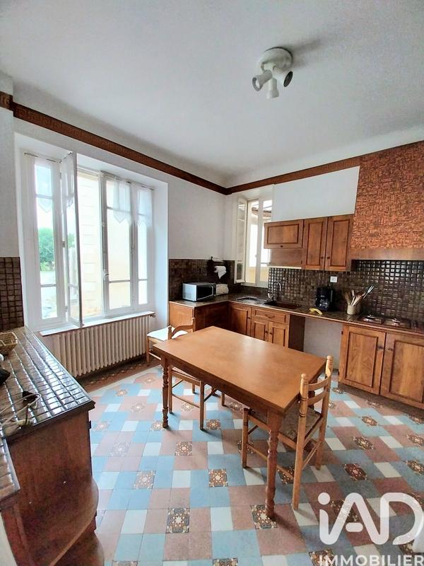 Maison de maîtres - 141 m² - 7 pièces